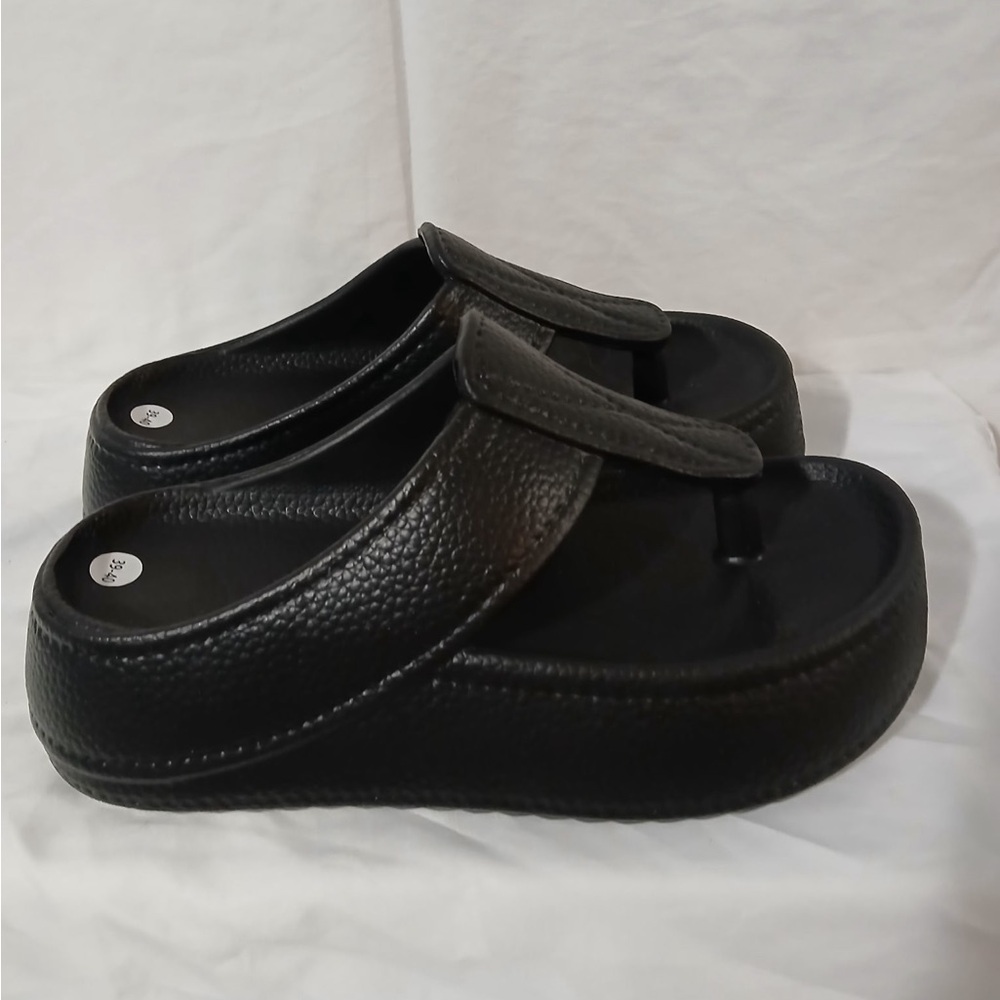 SHEIN Black Platform Sandals